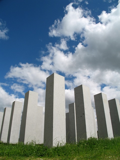 Aurélie Nemours, entre ciel et terre